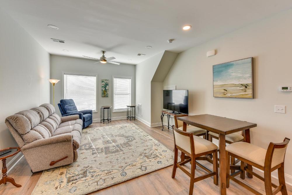 Less Than half Mi to Old Town Cozy Bluffton Getaway